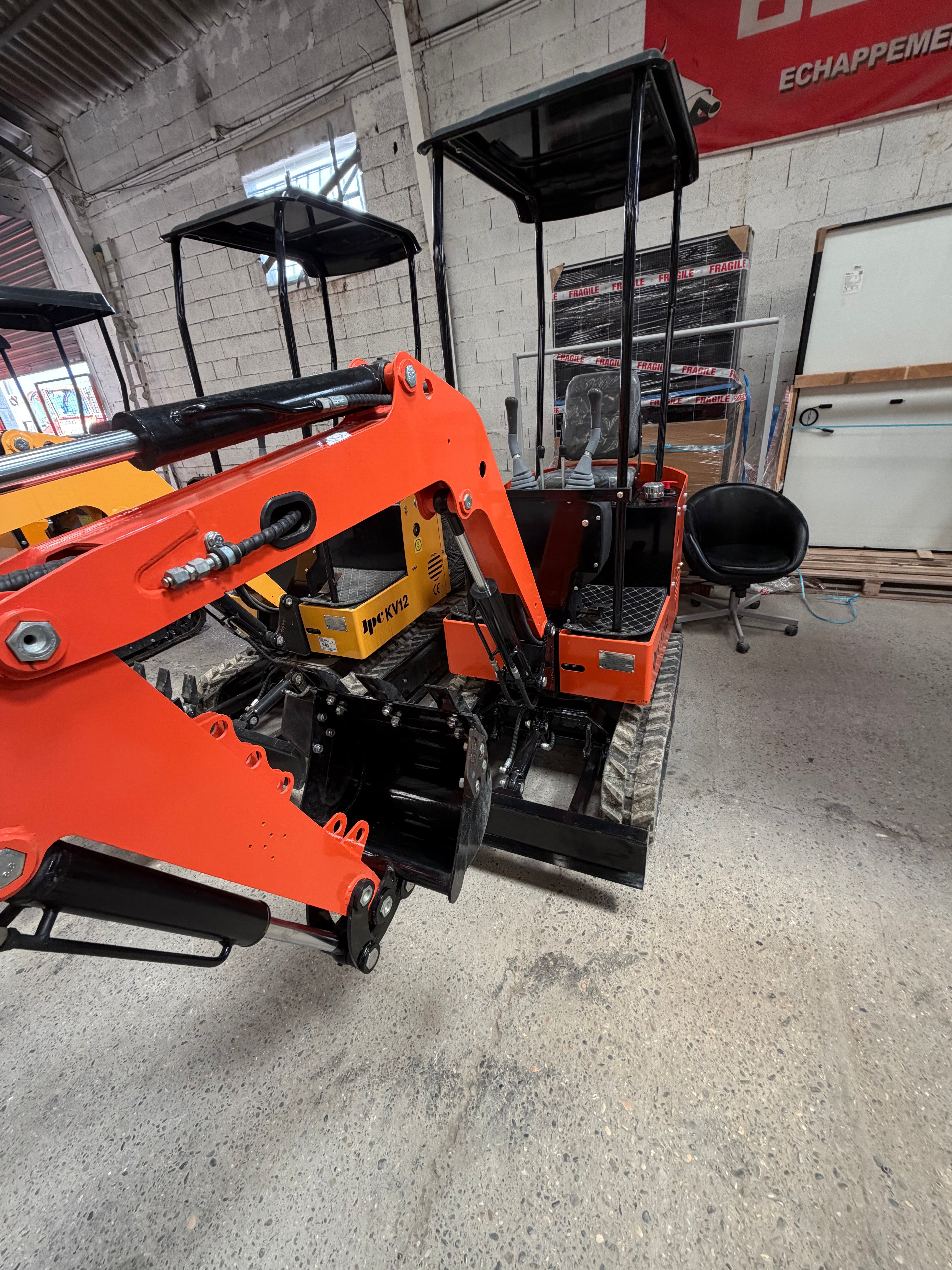 Mini pelle JPC KV 12