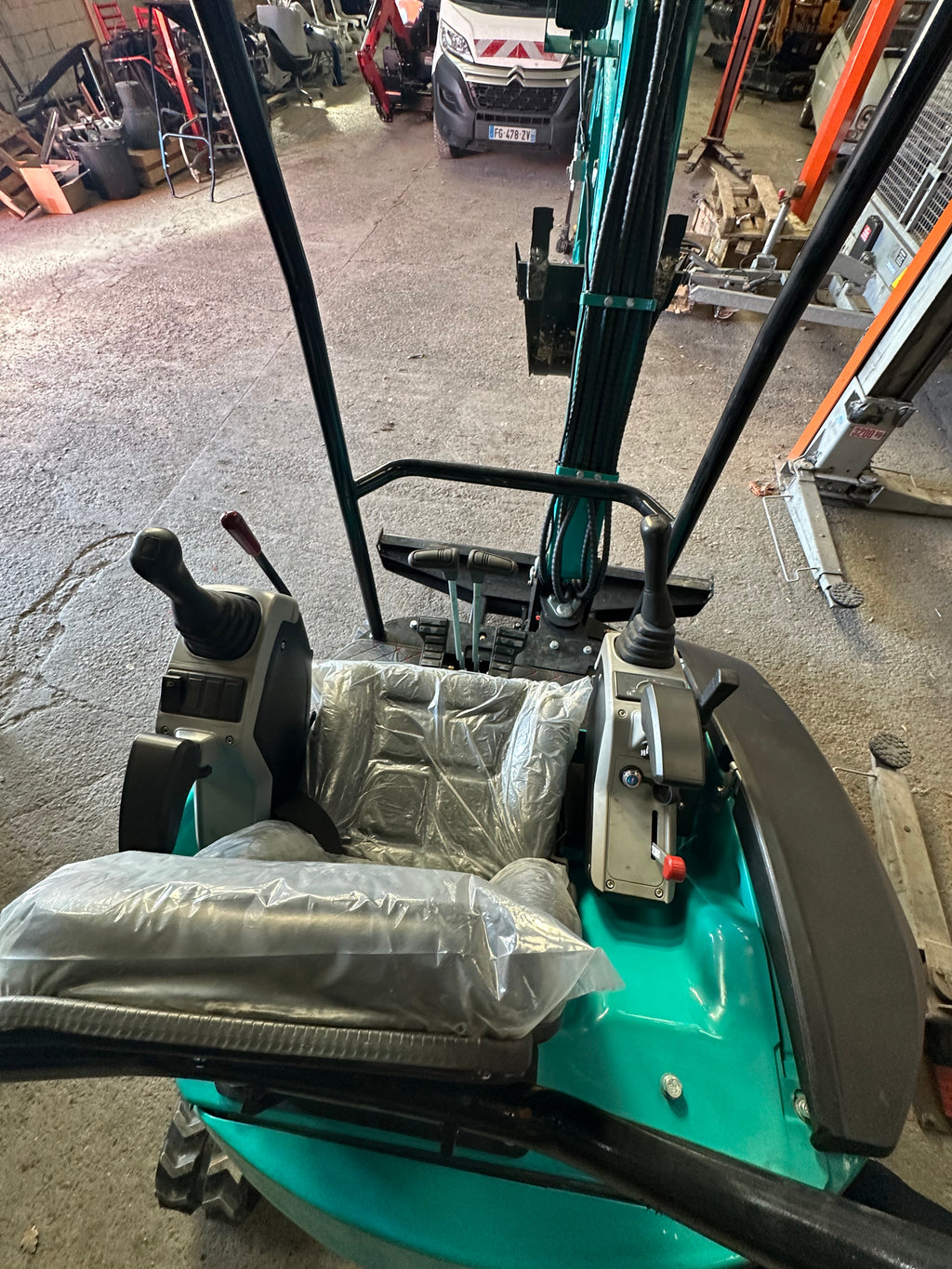 Mini pelle 2T500